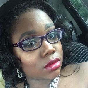 Meet your Posher, Bettina